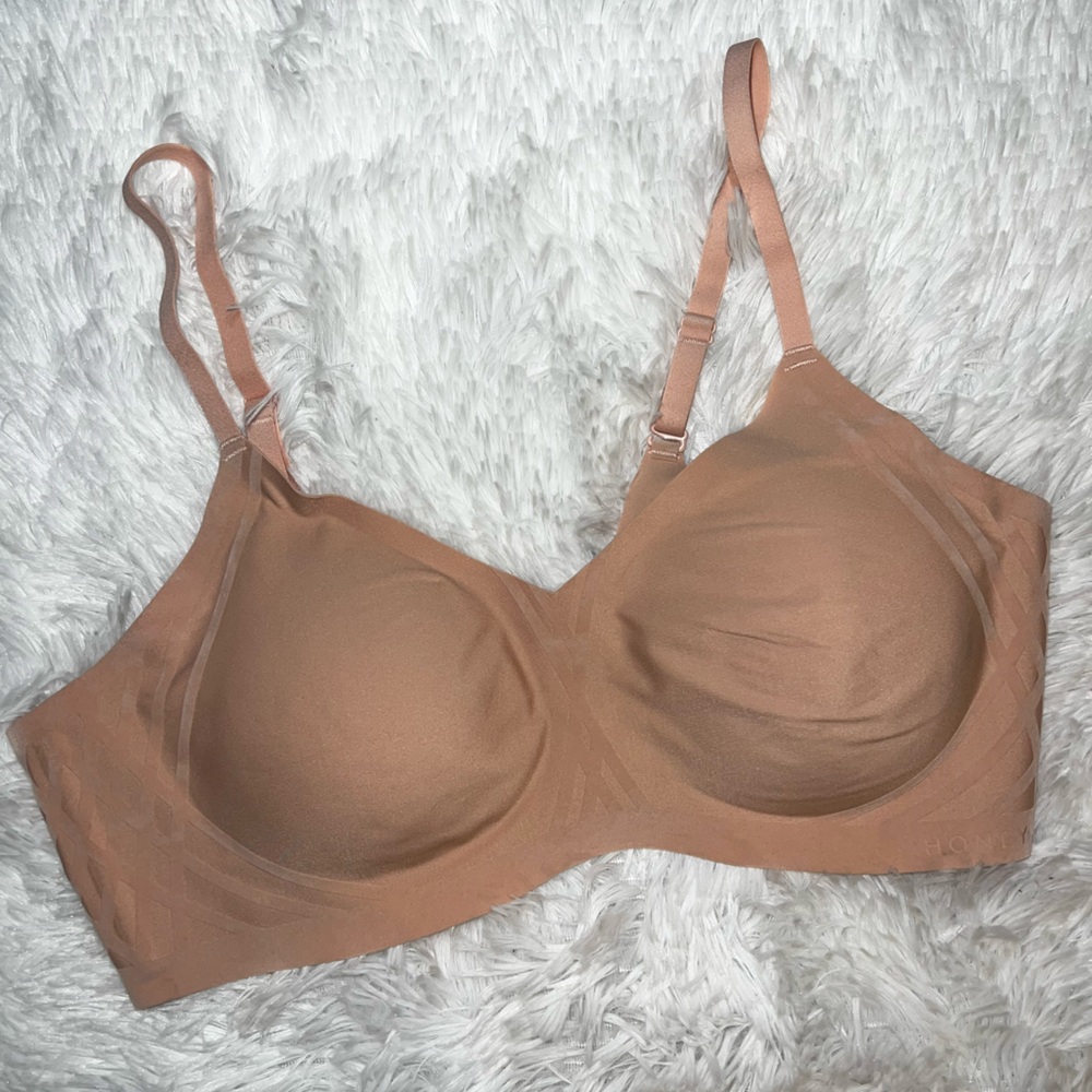 Honeylove Nude Seamless Tan Wireless Bra size Large Silhouette Bra  #LWBR0201